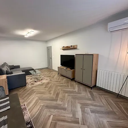 Apartment Lana