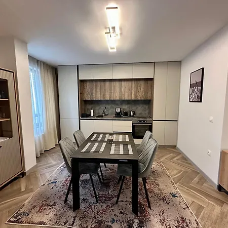 Apartment Lana *
